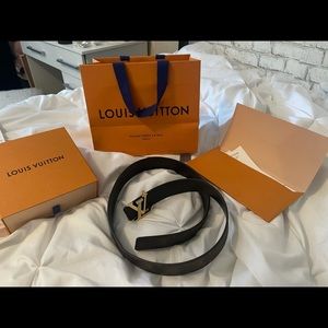 Louis Vuitton belt